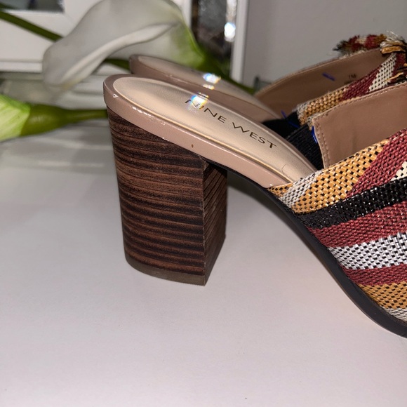 Nine West NWByron 7M Gently Used color block Sandals - Picture 6 of 12